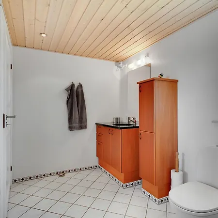 Lejlighed 3 Bedroom Beautiful In Kibæk